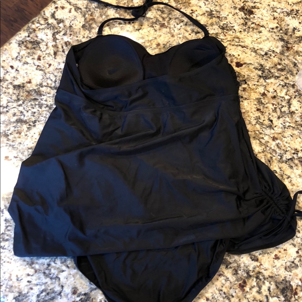 Liz Lange Maternity One-piece Swimsuit